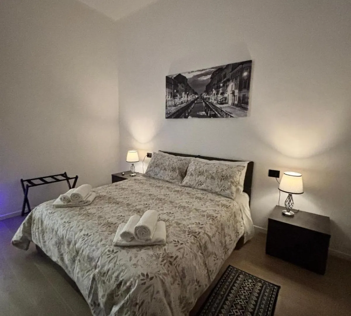 B&B Certosa Fiera Milan Italy